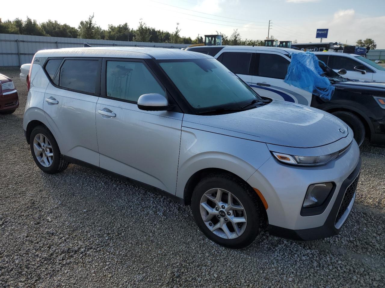 2020 KIA Soul VIN KNDJ23AUXL7720953 Copart auction photo, water/flood damage thumbnail 4