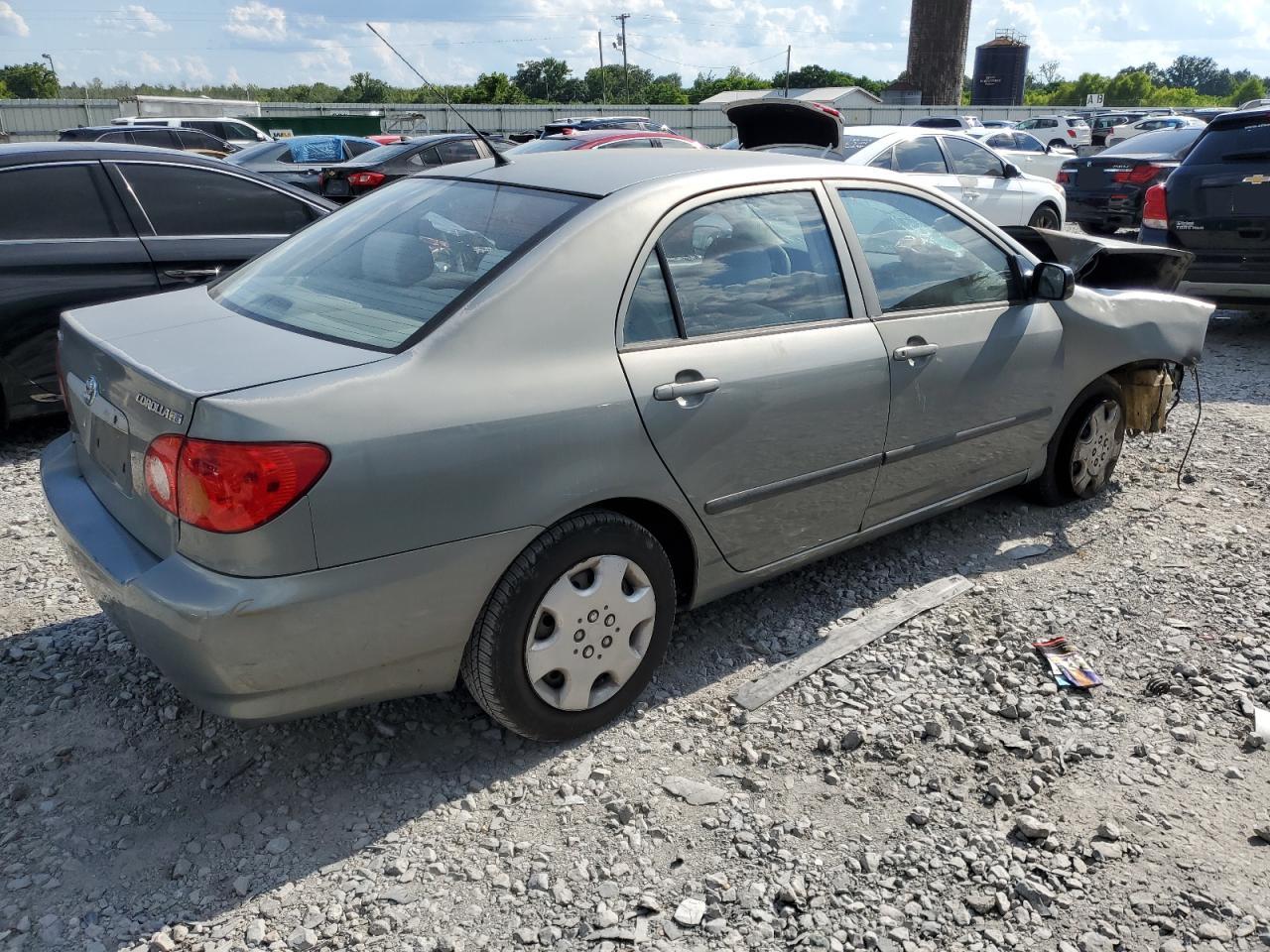 2004 Toyota Corolla VIN 2T1BR32E34C285359 Copart auction photo, front end damage thumbnail 3