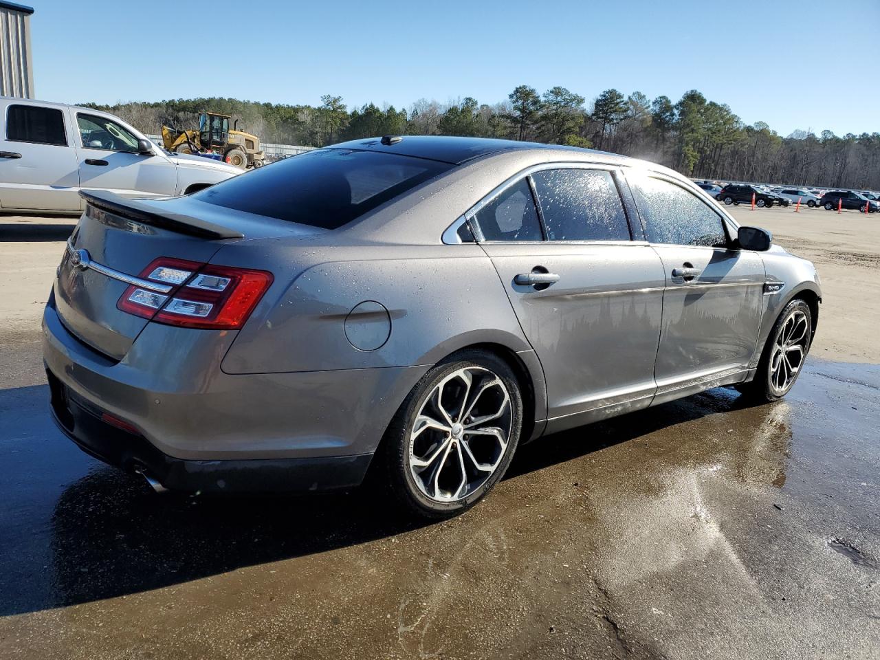 2013 Ford Taurus VIN 1FAHP2KT1DG105246 Copart auction photo, front end / side damage thumbnail 3