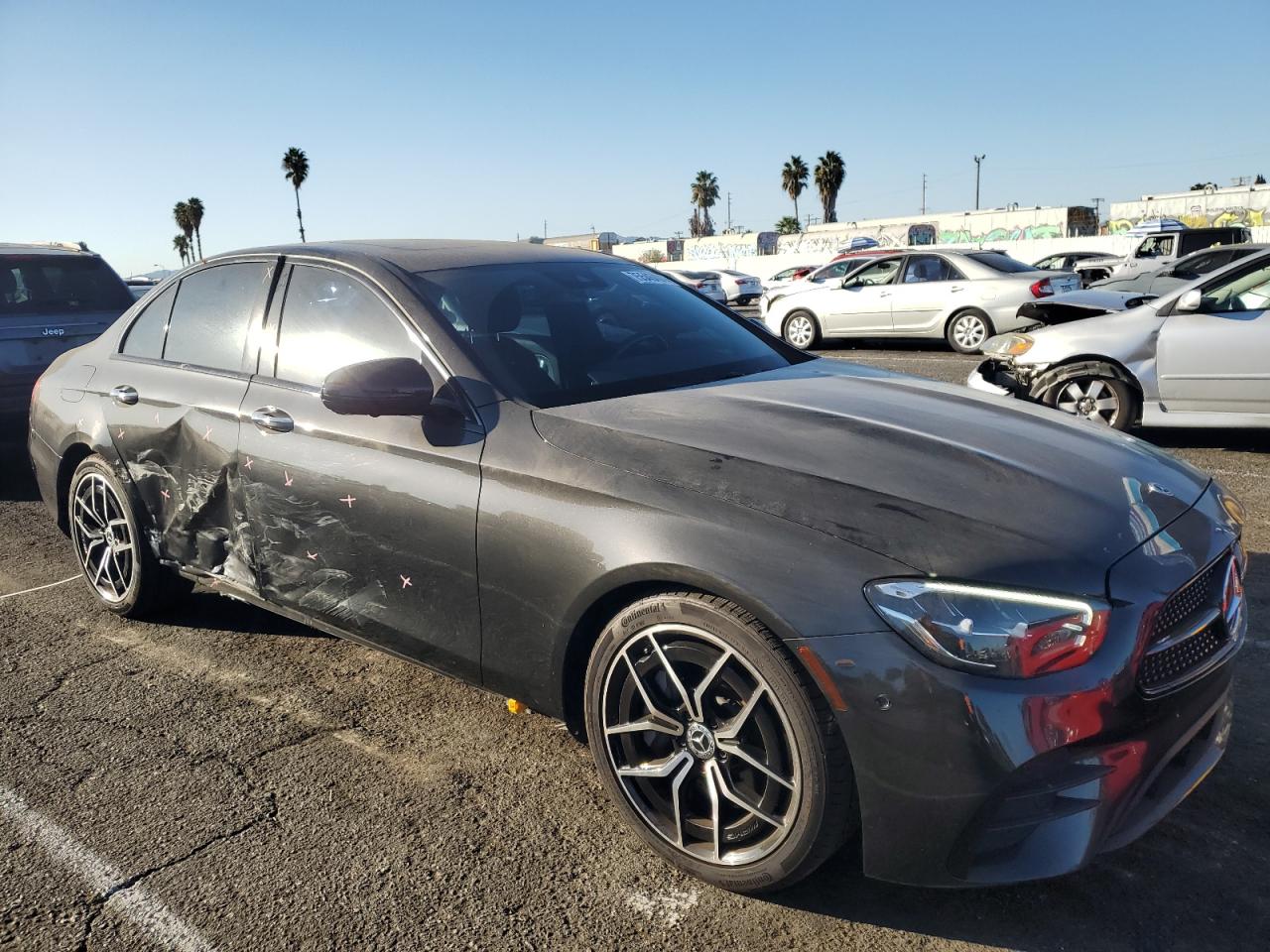 2021 Mercedes-Benz E-klasse VIN W1KZF8DBXMA906842 Copart auction photo, side damage thumbnail 4