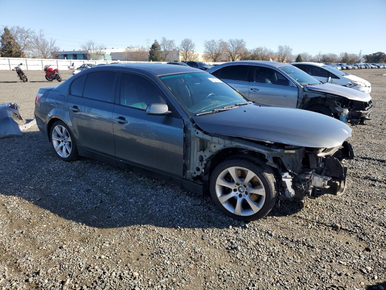 2007 BMW 5er VIN WBANB53547CP05748 Copart auction photo, front end damage thumbnail 4