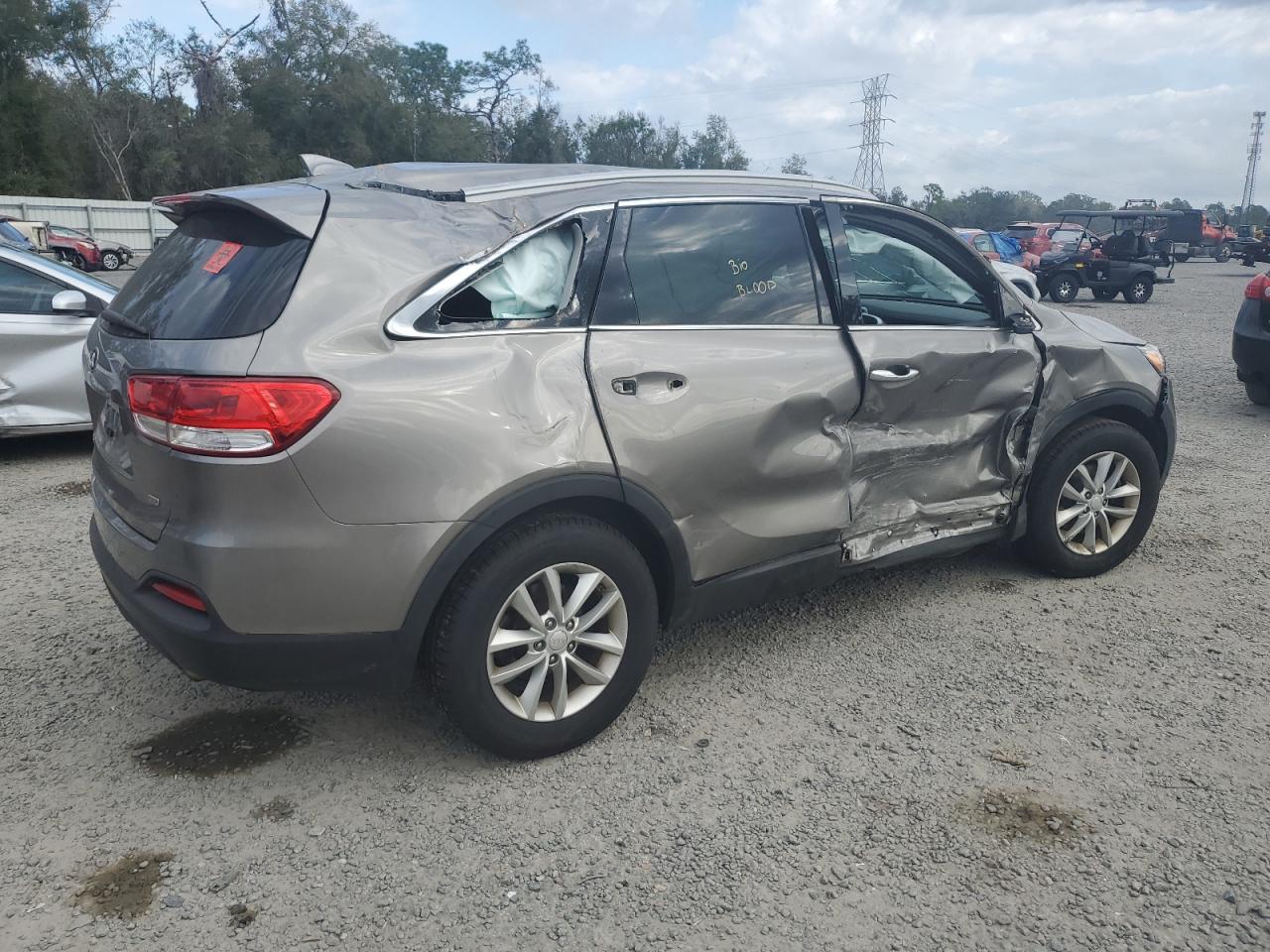 2018 KIA Sorento VIN 5XYPG4A39JG411547 Copart auction photo, rollover damage thumbnail 3