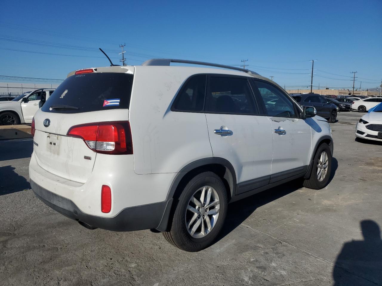 2014 KIA Sorento VIN 5XYKT3A63EG506718 Copart auction photo, front end / side damage thumbnail 3