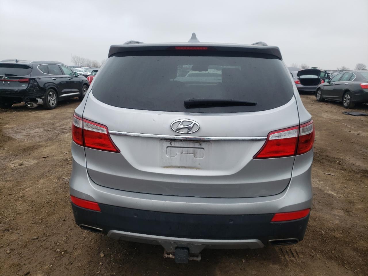 2016 Hyundai Santa Fe VIN KM8SRDHF2GU133758 Copart auction photo, front end damage thumbnail 6