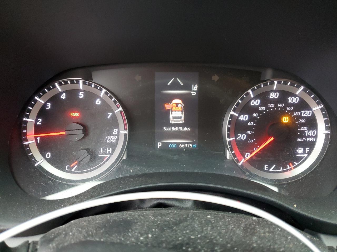 2020 Toyota Highlander VIN 5TDBZRBH8LS516128 Copart auction photo, burn / burn - interior damage thumbnail 9