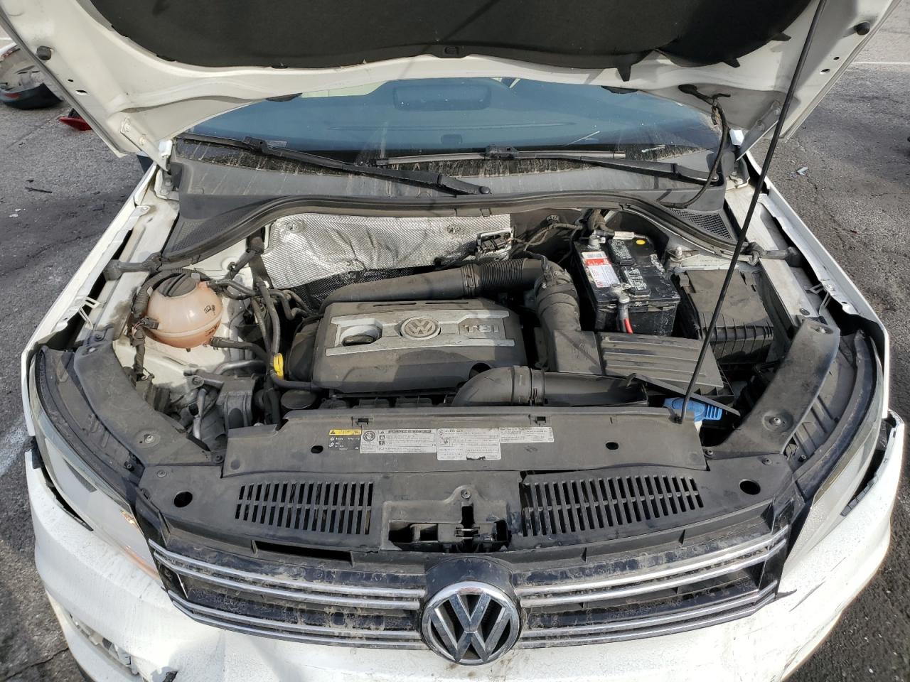 2017 Volkswagen Tiguan VIN WVGRV7AX3HW502762 Copart auction photo, rear end / front end damage thumbnail 12
