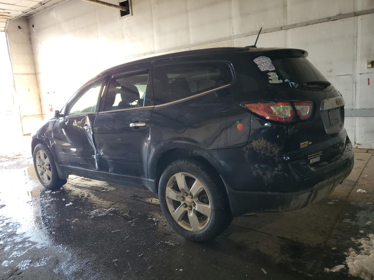 2017 Chevrolet Traverse VIN 1GNKRGKD9HJ220323 Copart auction photo, side / minor dent/scratches damage thumbnail 2
