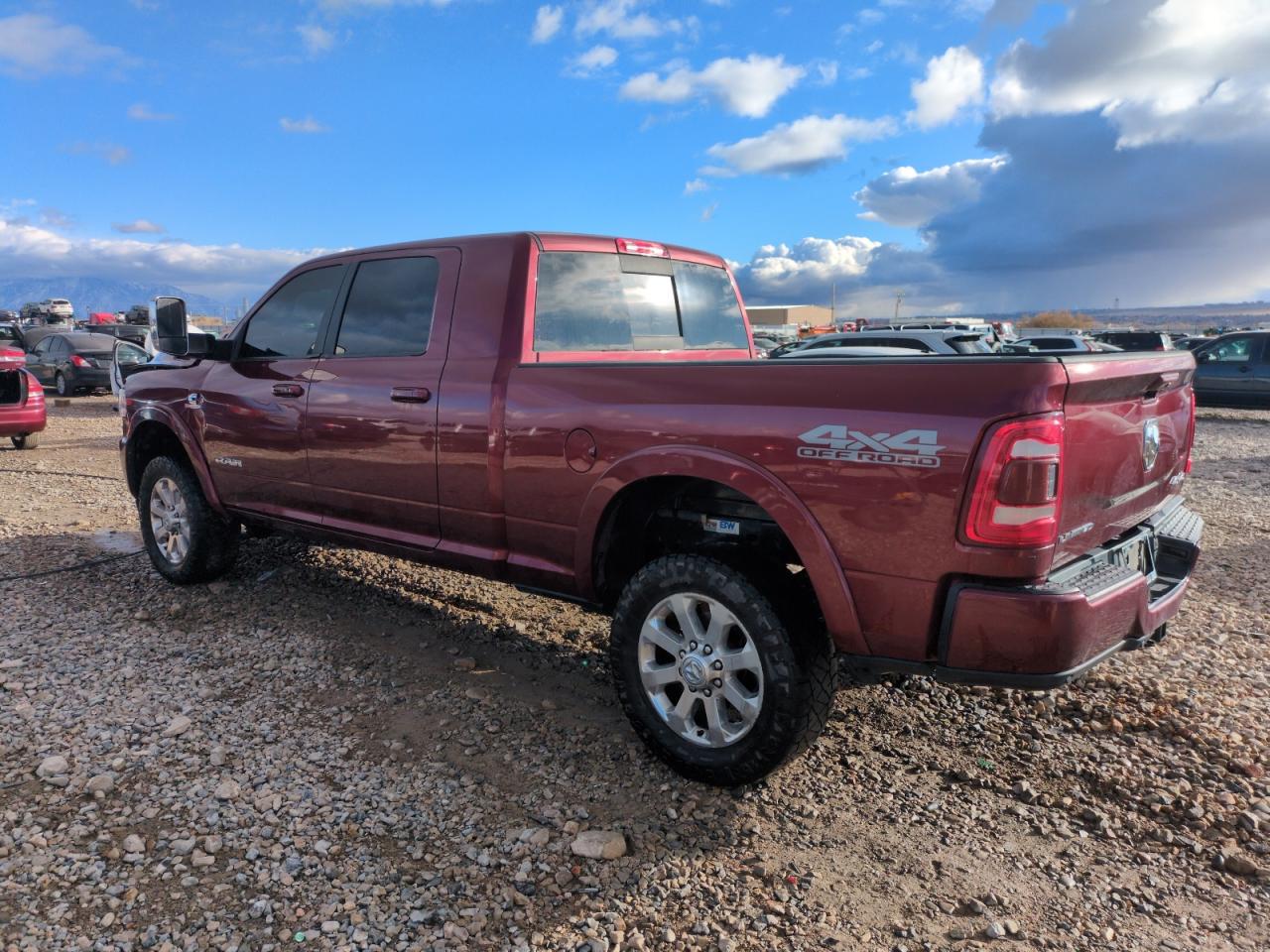 2019 RAM 2500 VIN 3C6UR5NL4KG667005 Copart auction photo, front end / rear end damage thumbnail 2