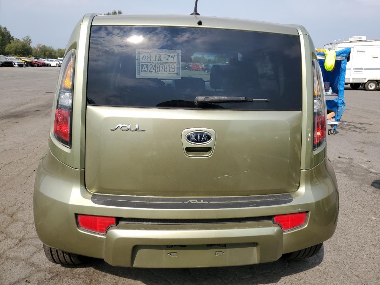 2011 KIA Soul VIN KNDJT2A21B7344860 Copart auction photo, front end / side damage thumbnail 6