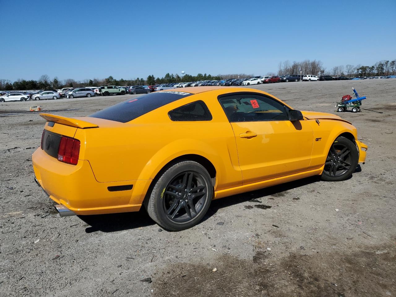 2007 Ford Mustang VIN 1ZVFT82H975257266 Copart auction photo, front end / side damage thumbnail 3