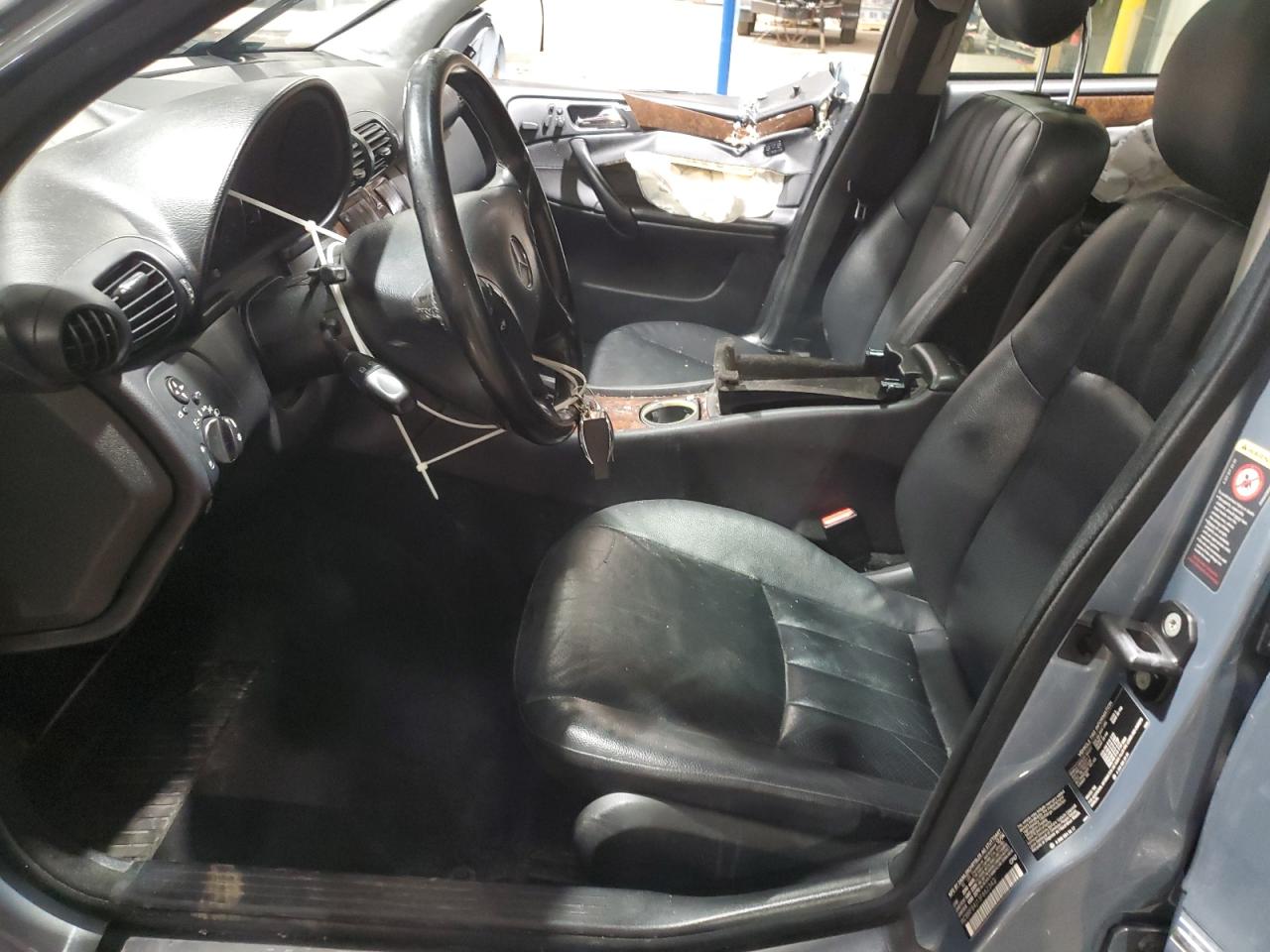 2005 Mercedes-Benz C-klasse VIN WDBRF84J15F662342 Copart auction photo, side damage thumbnail 7