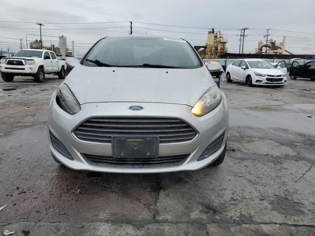2016 Ford Fiesta VIN 3FADP4AJ4GM183590 Copart auction photo, water/flood / all over damage thumbnail 5