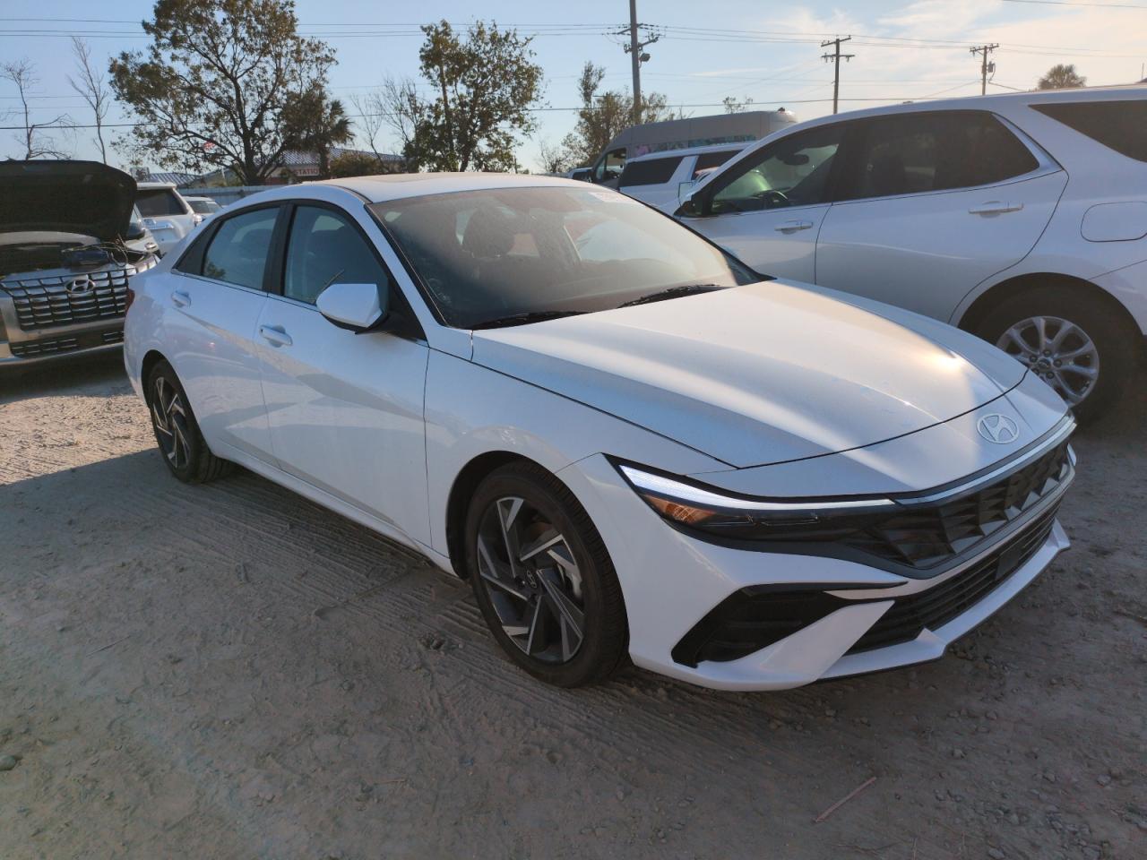 2024 Hyundai Elantra VIN KMHLS4DG6RU806092 Copart auction photo, water/flood damage thumbnail 4