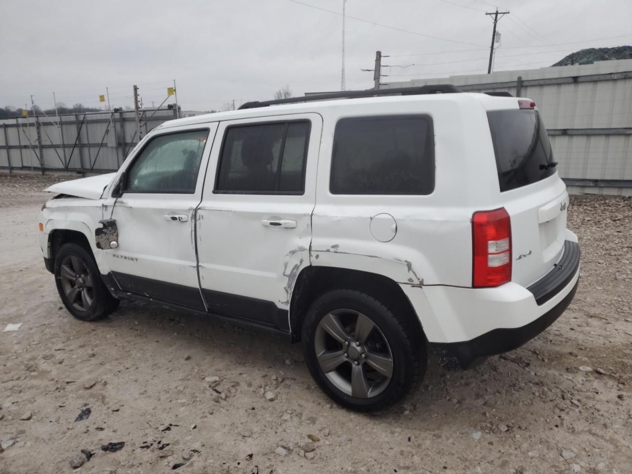 2015 Jeep Liberty (Patriot) VIN 1C4NJRFB5FD249329 Copart auction photo, front end damage thumbnail 2