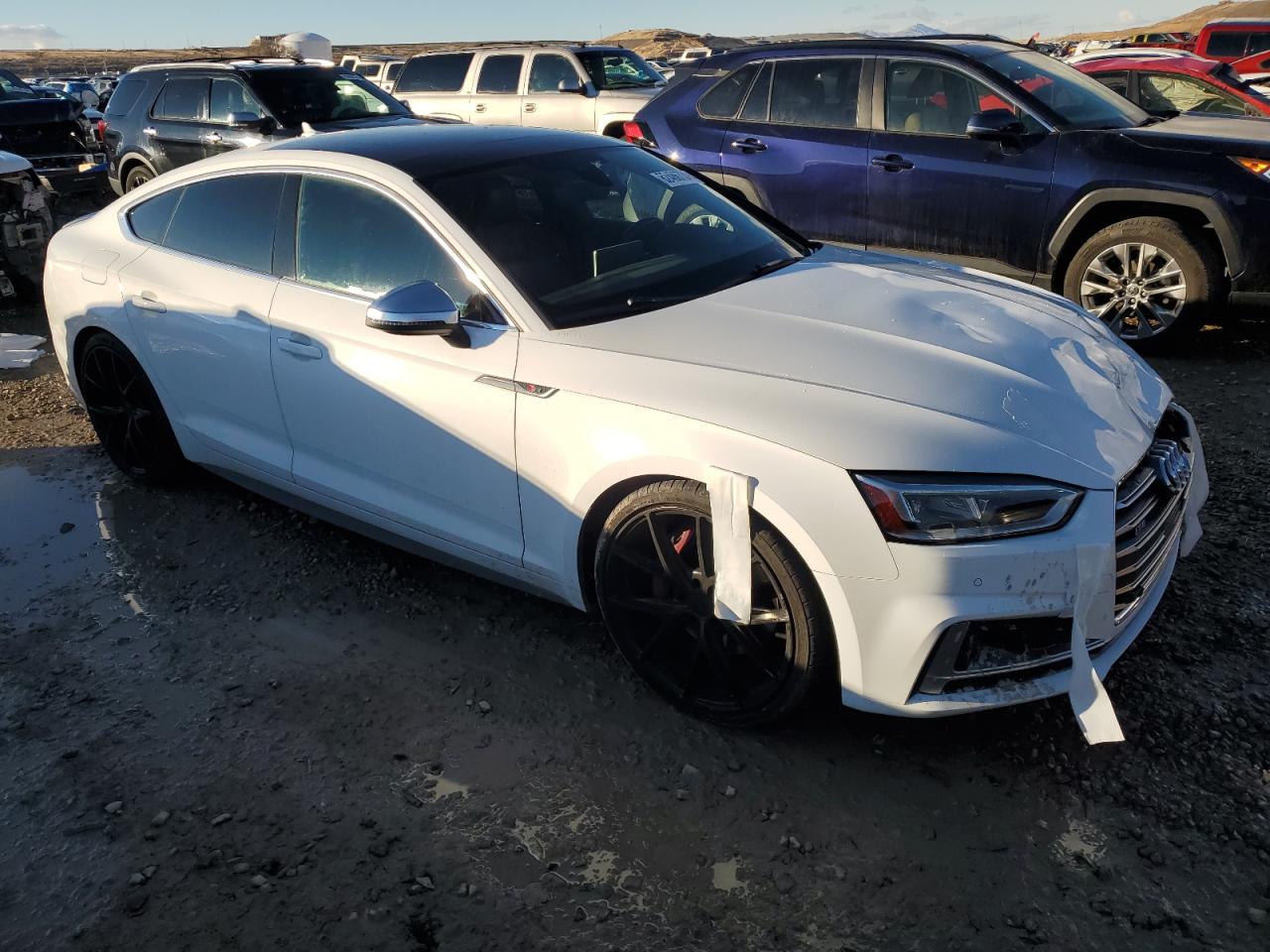 2018 Audi RS5 VIN WAUC4CF59JA047428 Copart auction photo, front end damage thumbnail 4