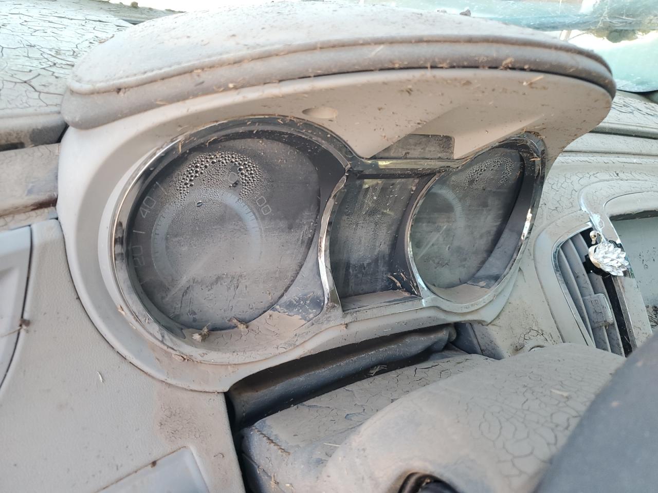2010 Buick LaCrosse VIN 1G4GE5EVXAF298603 Copart auction photo, water/flood / all over damage thumbnail 9