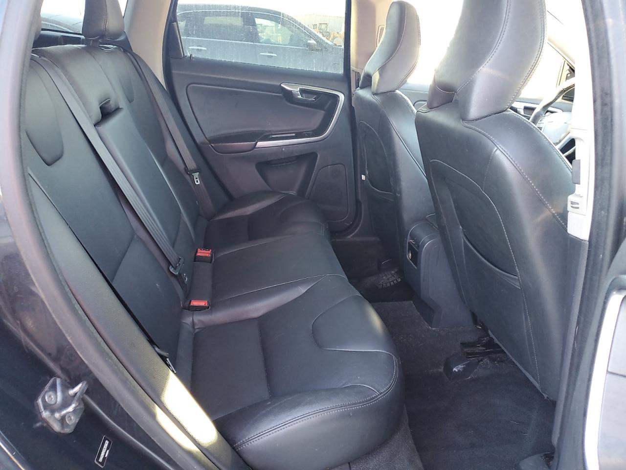 2016 Volvo XC60 VIN YV440MDM2G2856630 Copart auction photo, normal wear damage thumbnail 11