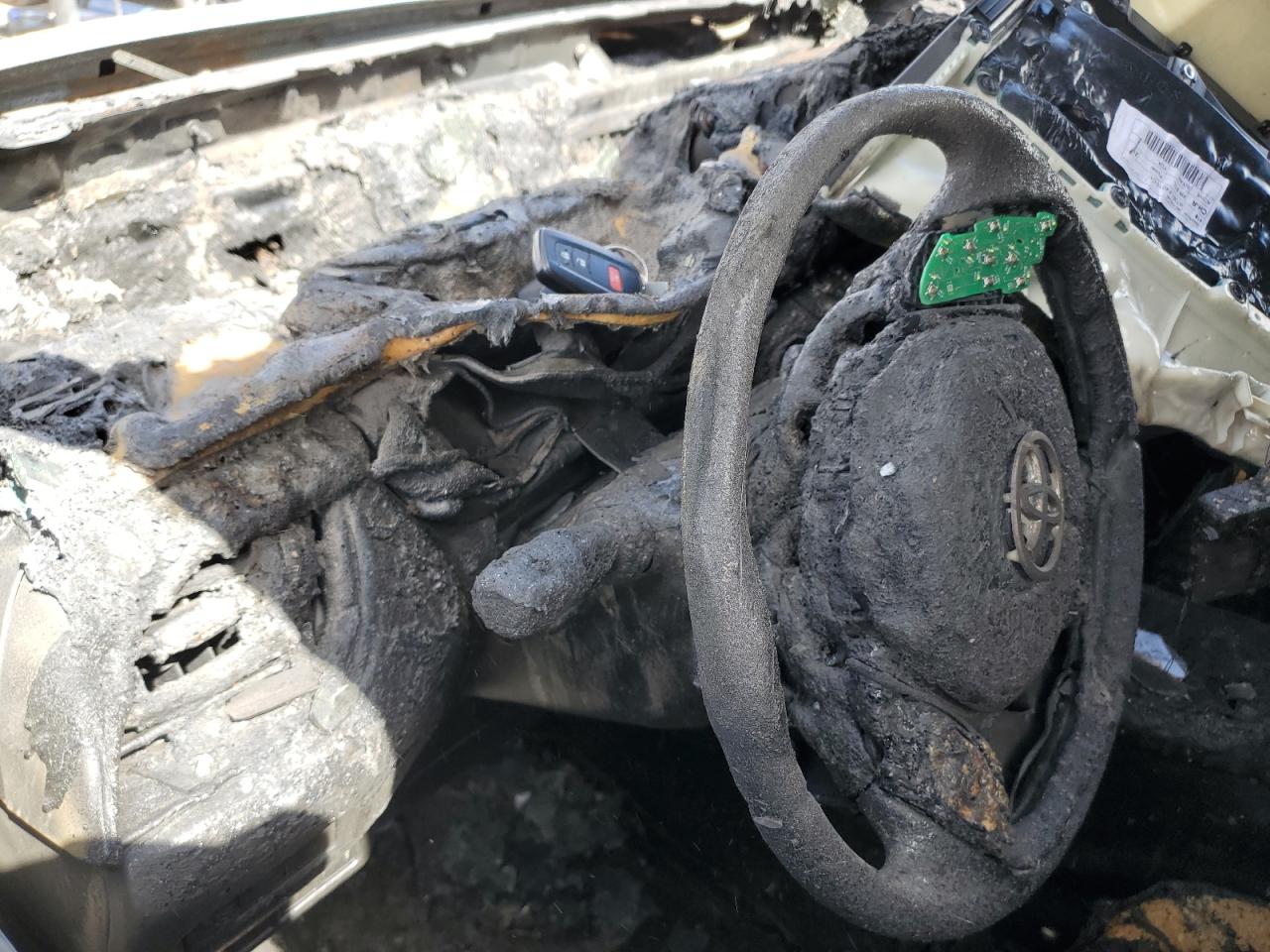 2018 Toyota C-HR VIN NMTKHMBX3JR028262 Copart auction photo, burn - interior / burn - engine damage thumbnail 9