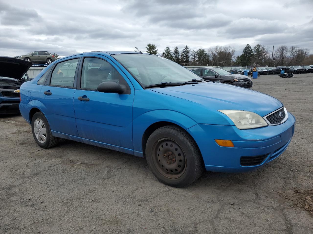 2007 Ford Focus VIN 1FAHP34N67W363017 Copart auction photo, front end / side damage thumbnail 4