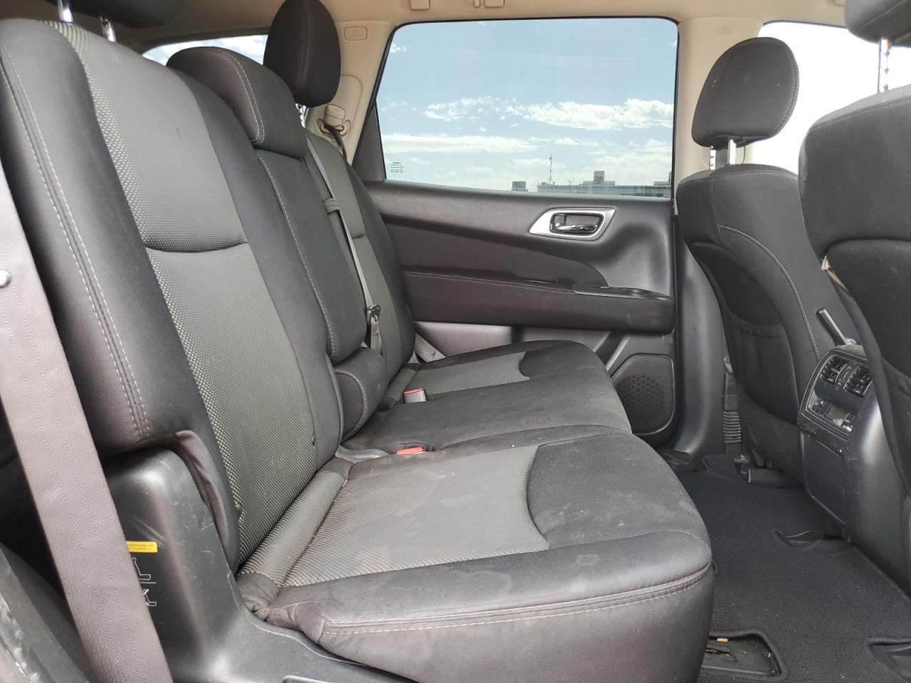2017 Nissan Pathfinder VIN 5N1DR2MN0HC906129 Copart auction photo, rear end / minor dent/scratches damage thumbnail 11