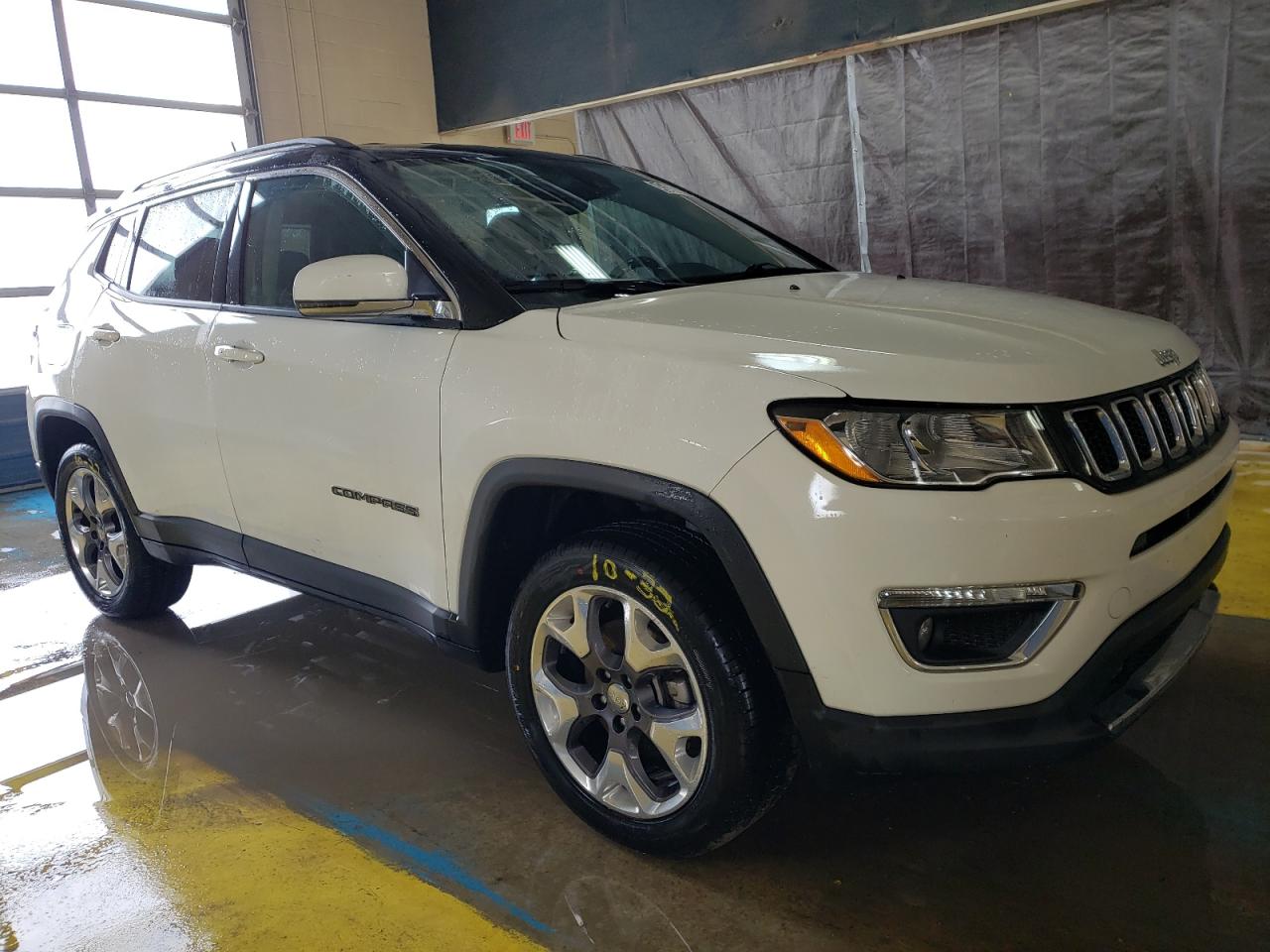 2021 Jeep Compass VIN 3C4NJDCB8MT600166 Copart auction photo, rear end / minor dent/scratches damage thumbnail 4