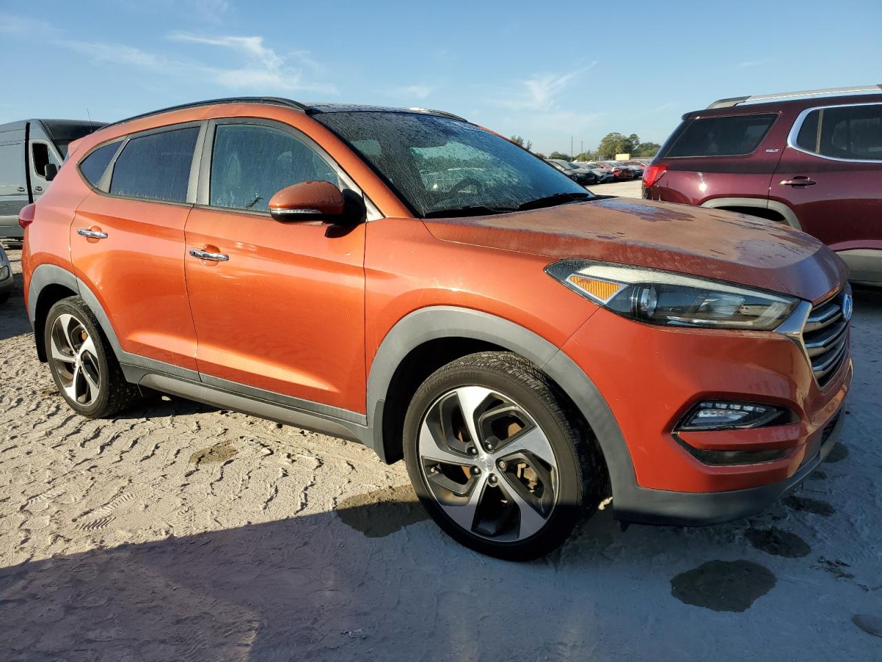 2016 Hyundai Tucson VIN KM8J33A22GU057134 Copart auction photo, mechanical / minor dent/scratches damage thumbnail 4