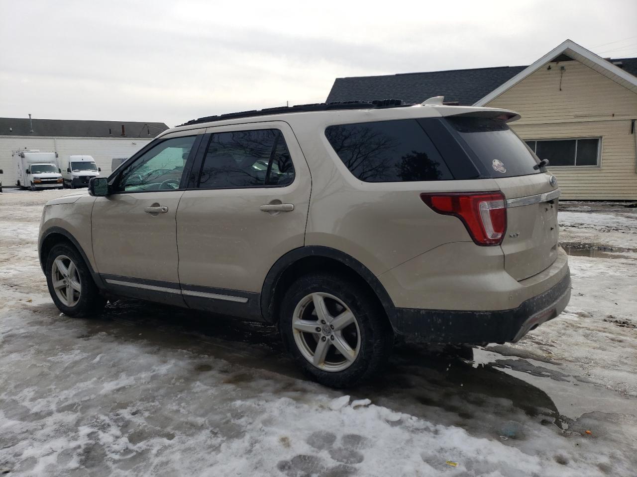 2017 Ford Explorer VIN 1FM5K8D86HGC30591 Copart auction photo, top/roof damage thumbnail 2