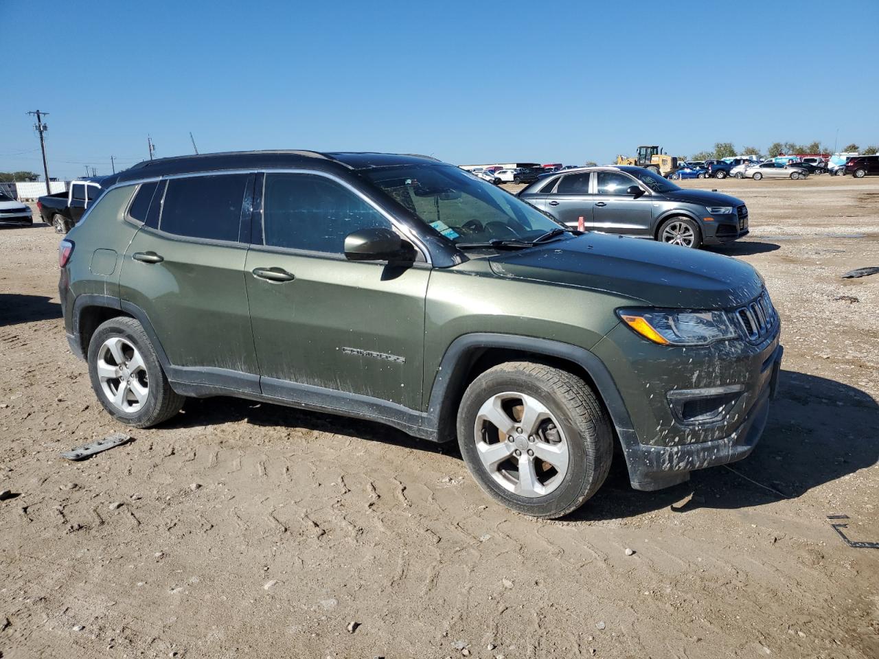 2018 Jeep Compass VIN 3C4NJCBB2JT140512 Copart auction photo, side / front end damage thumbnail 4