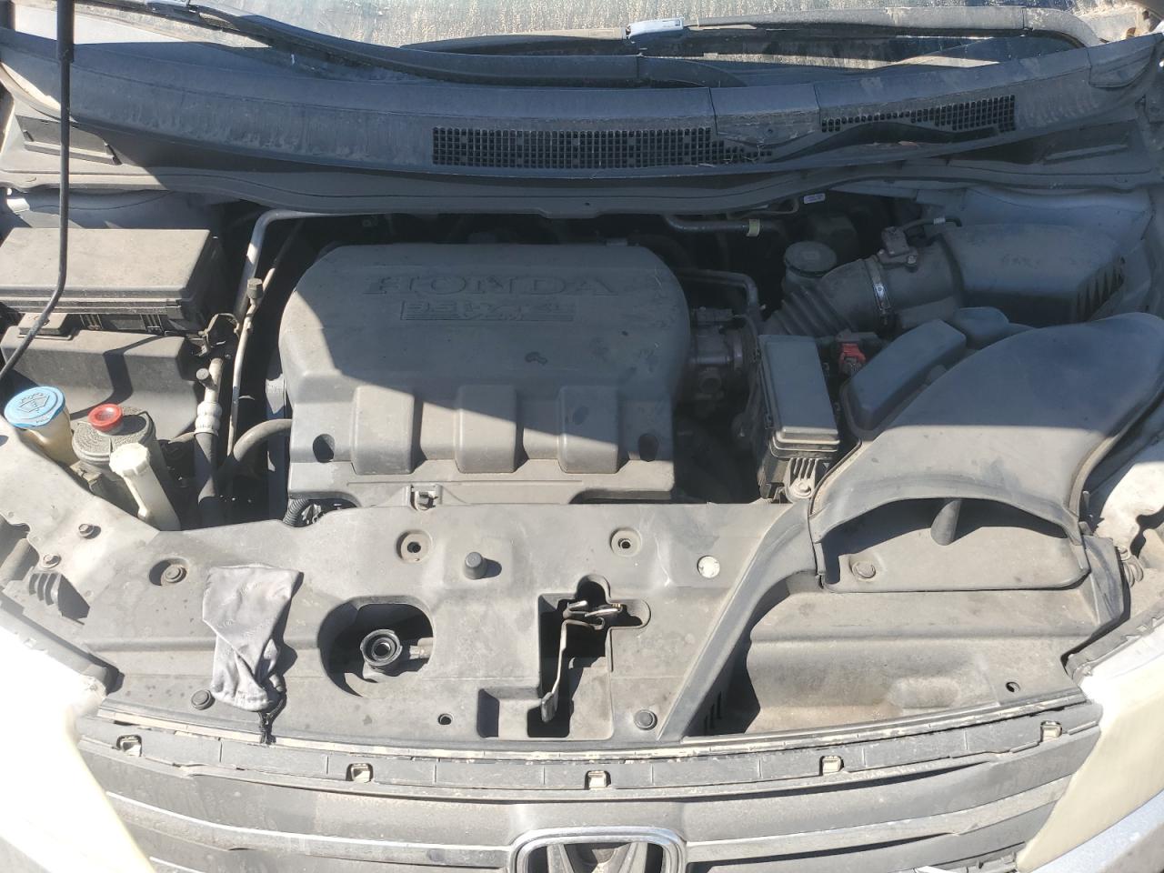 2011 Honda Odyssey VIN 5FNRL5H42BB032326 Copart auction photo, minor dent/scratches damage thumbnail 12