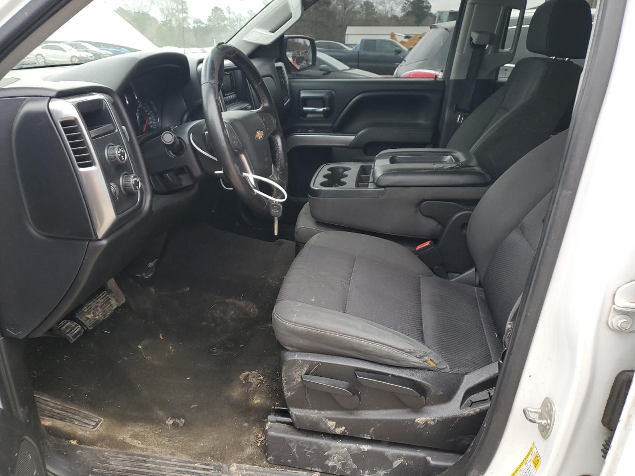 2015 Chevrolet Silverado VIN 3GCUKREH3FG295310 Copart auction photo, minor dent/scratches damage thumbnail 7