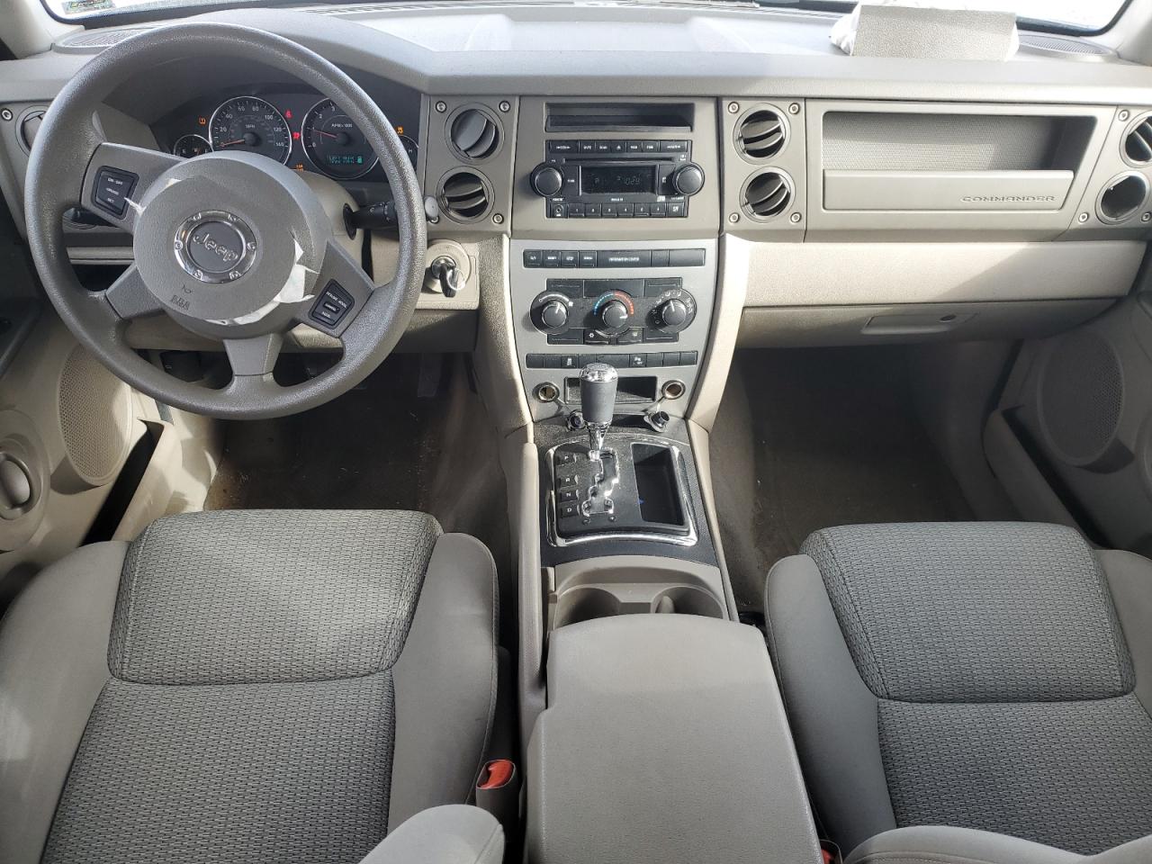 2007 Jeep Commander VIN 1J8HG48K77C632281 Copart auction photo, front end / minor dent/scratches damage thumbnail 8