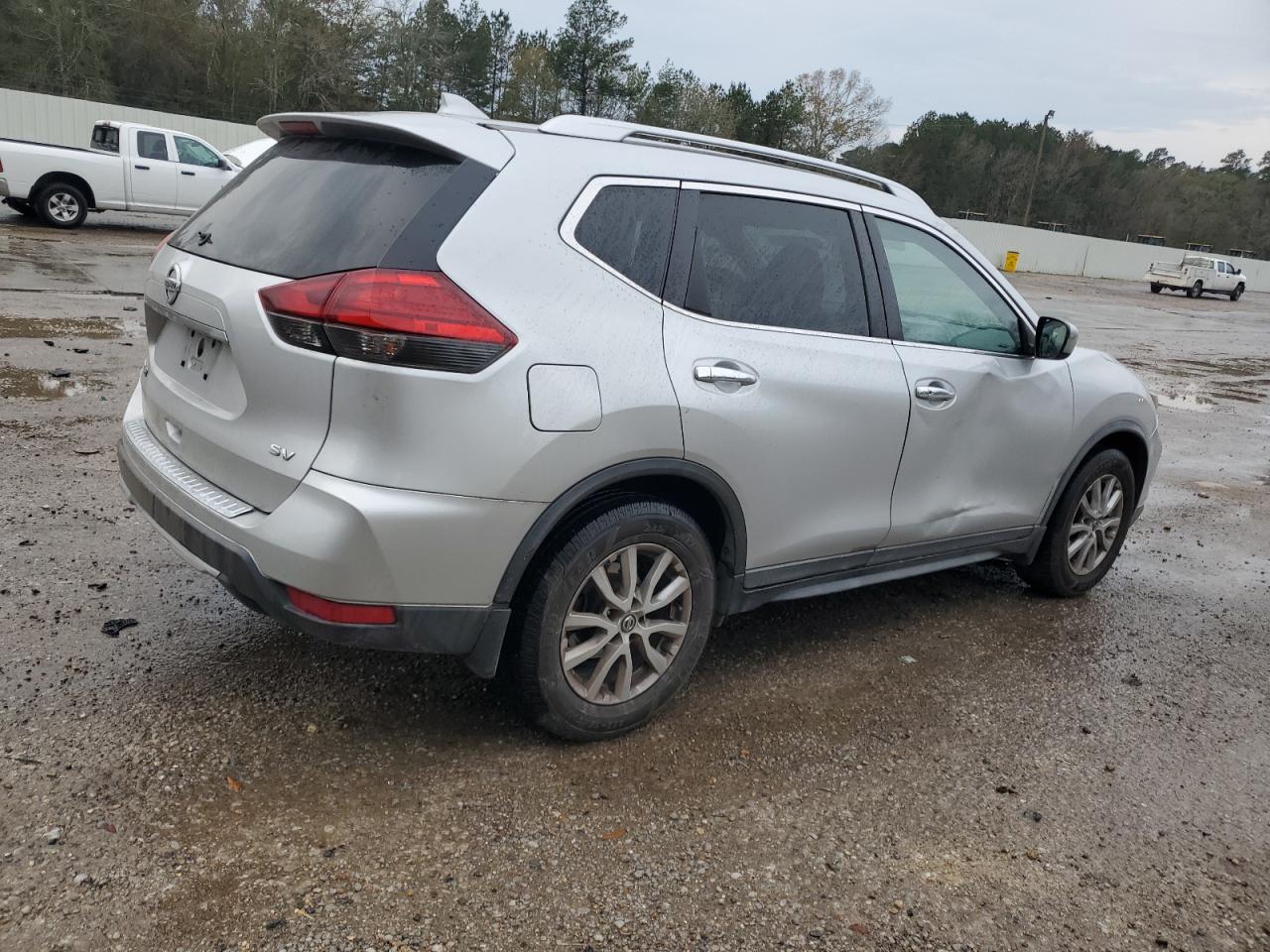 2017 Nissan Rogue VIN KNMAT2MT1HP613873 Copart auction photo, all over damage thumbnail 3