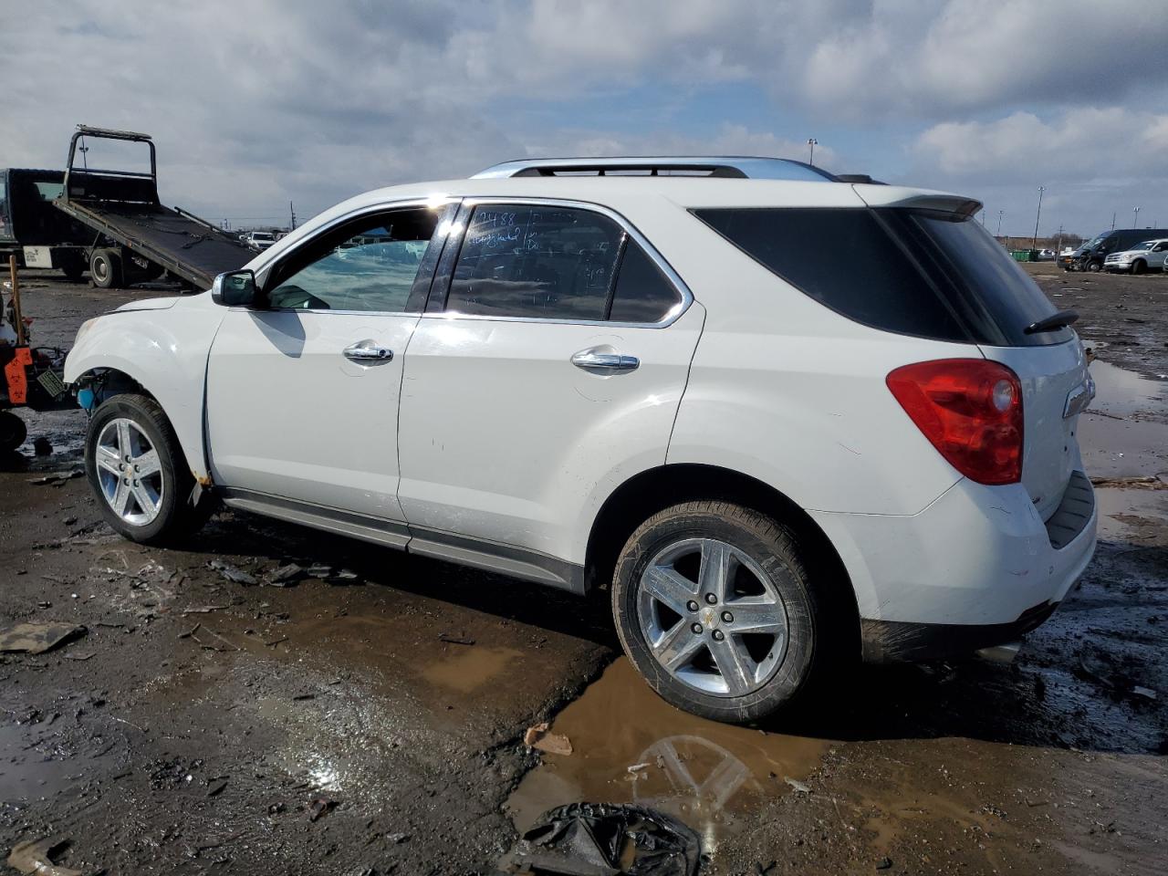 2015 Chevrolet Equinox VIN 2GNFLHE35F6367096 Copart auction photo, front end damage thumbnail 2