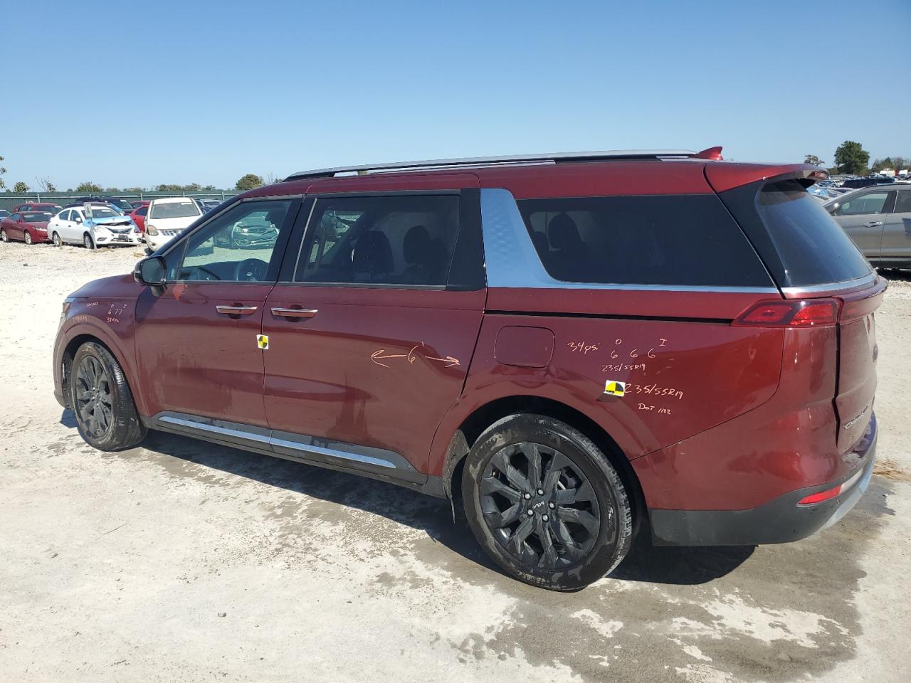 2022 KIA Carnival VIN KNDNE5H32N6067285 Copart auction photo, all over damage thumbnail 2