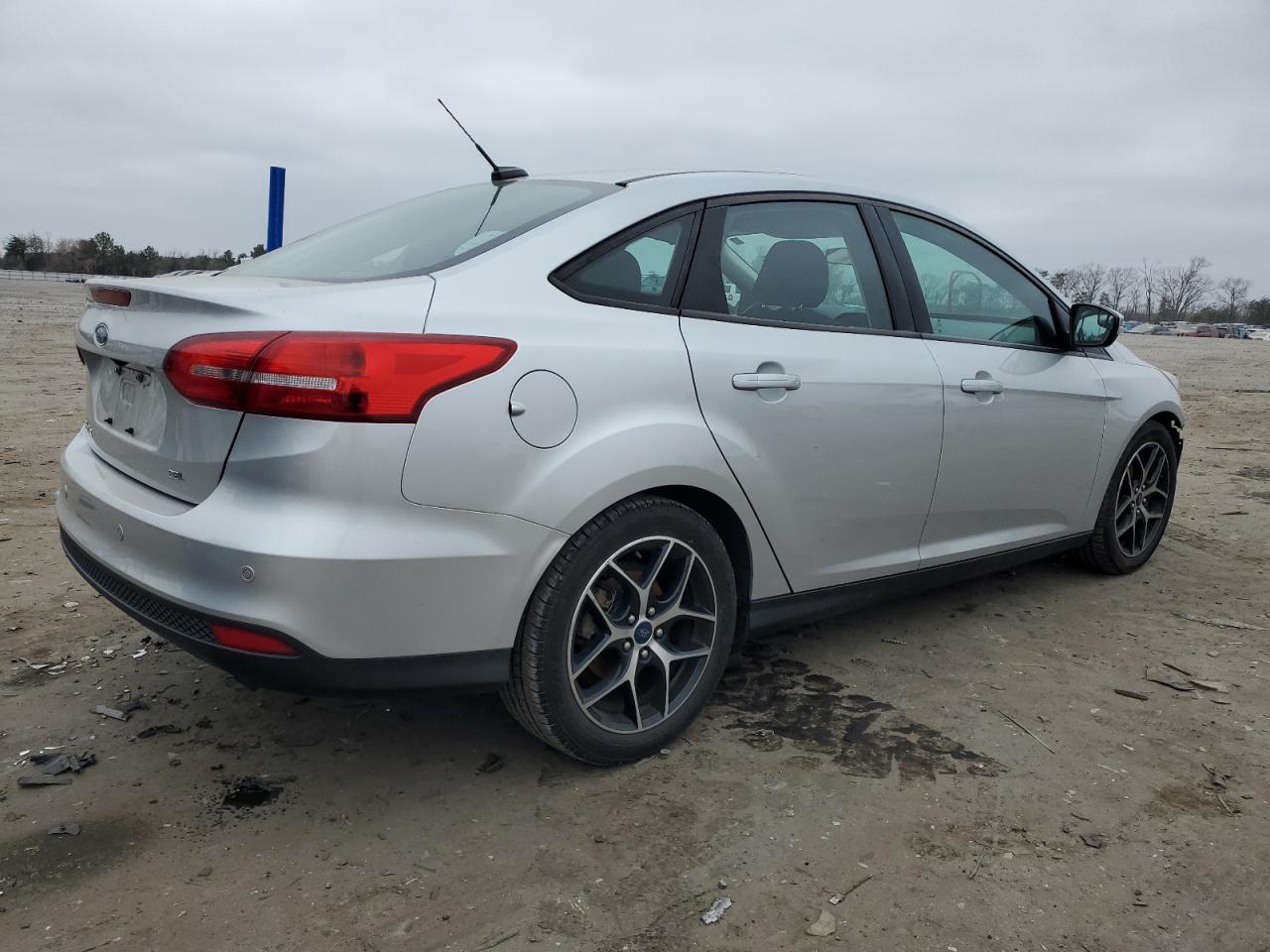2017 Ford Focus VIN 1FADP3H23HL224836 Copart auction photo, front end / side damage thumbnail 3