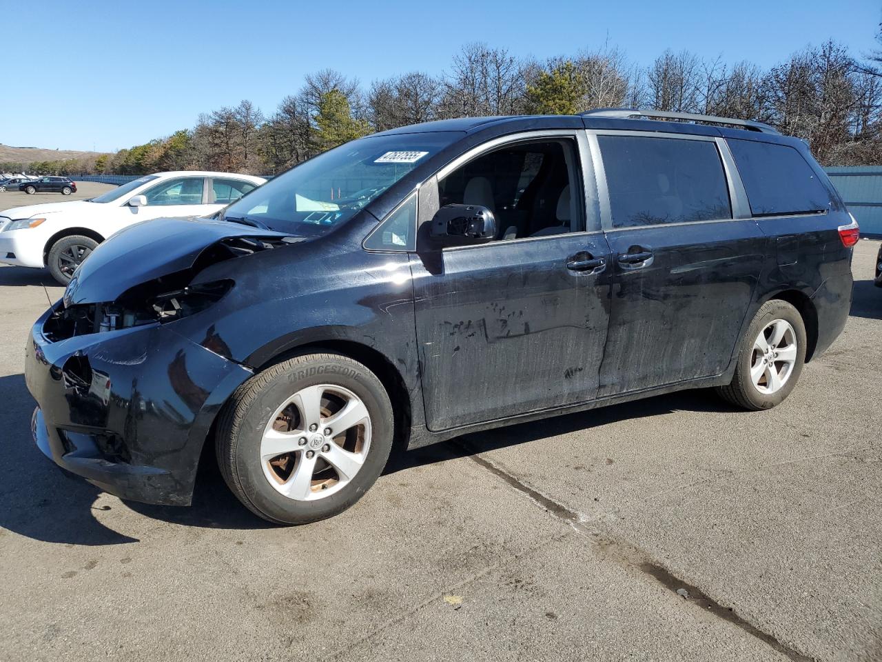 2016 Toyota Sienna VIN 5TDKK3DC2GS728371