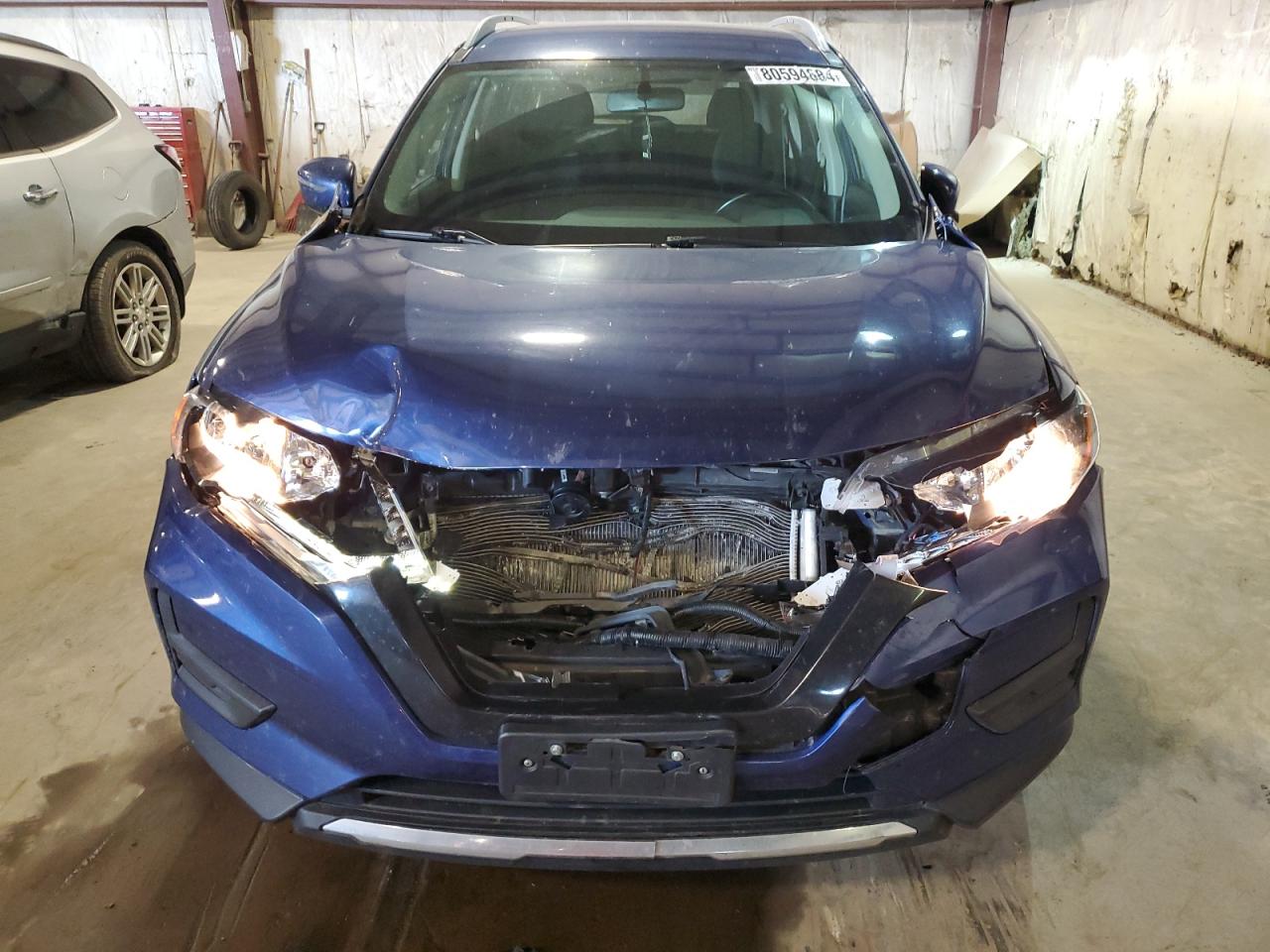 2017 Nissan Rogue VIN JN8AT2MV3HW016087 Copart auction photo, front end / minor dent/scratches damage thumbnail 5