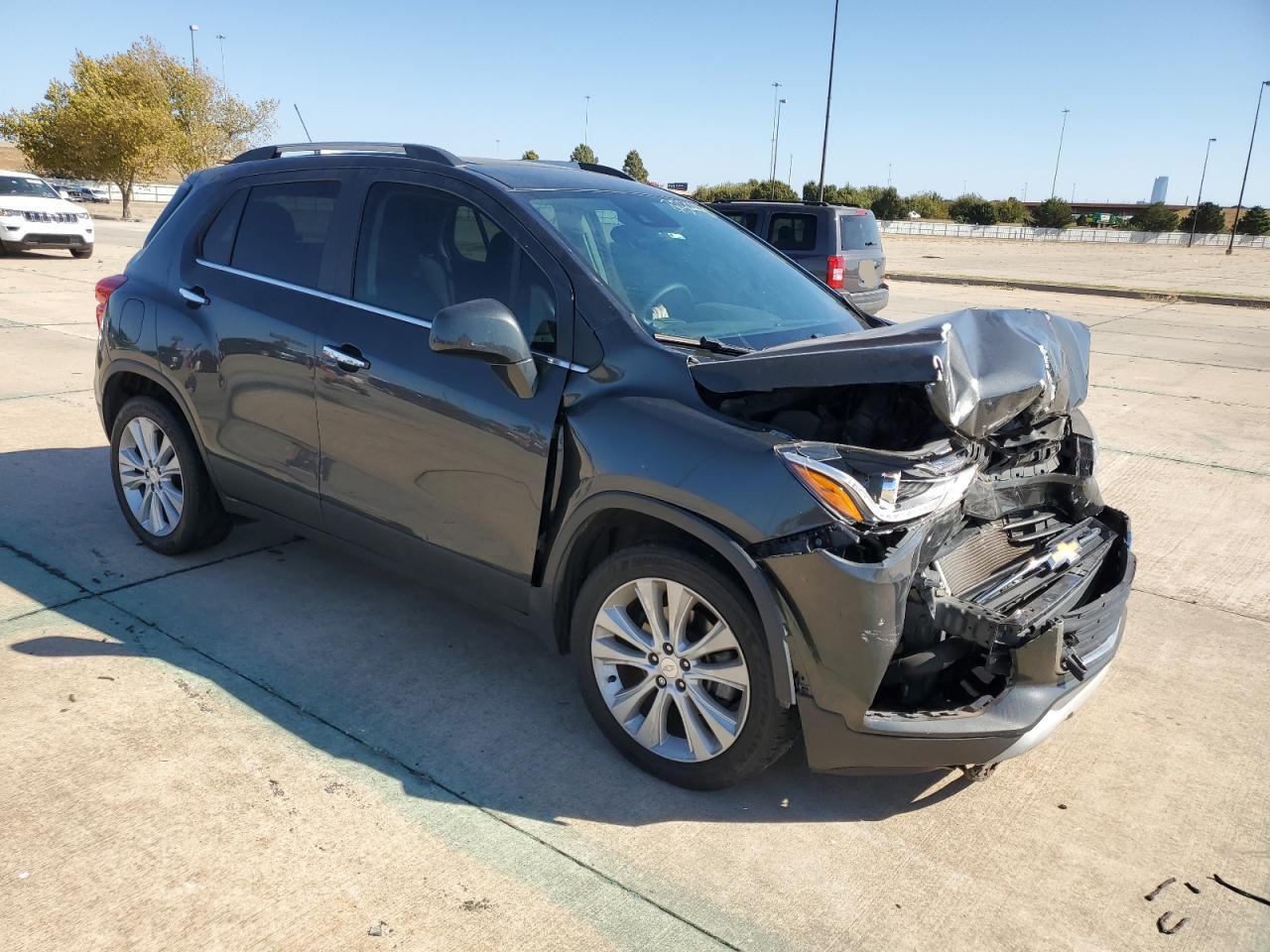 2020 Chevrolet Trax VIN 3GNCJMSB3LL238133 Copart auction photo, front end / mechanical damage thumbnail 4