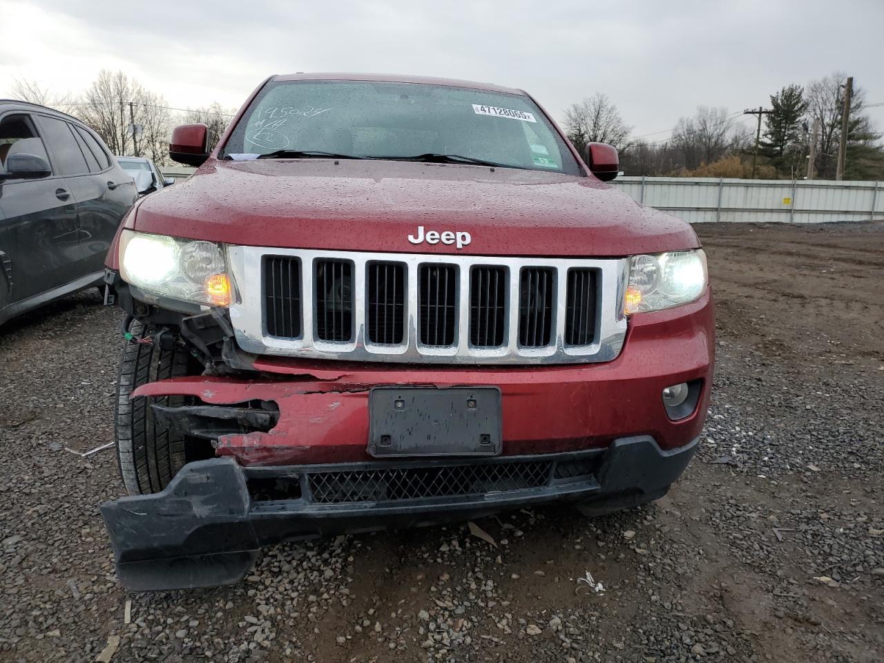 2013 Jeep Grand Cherokee VIN 1C4RJFAGXDC542195 Copart auction photo, front end / rear end damage thumbnail 5