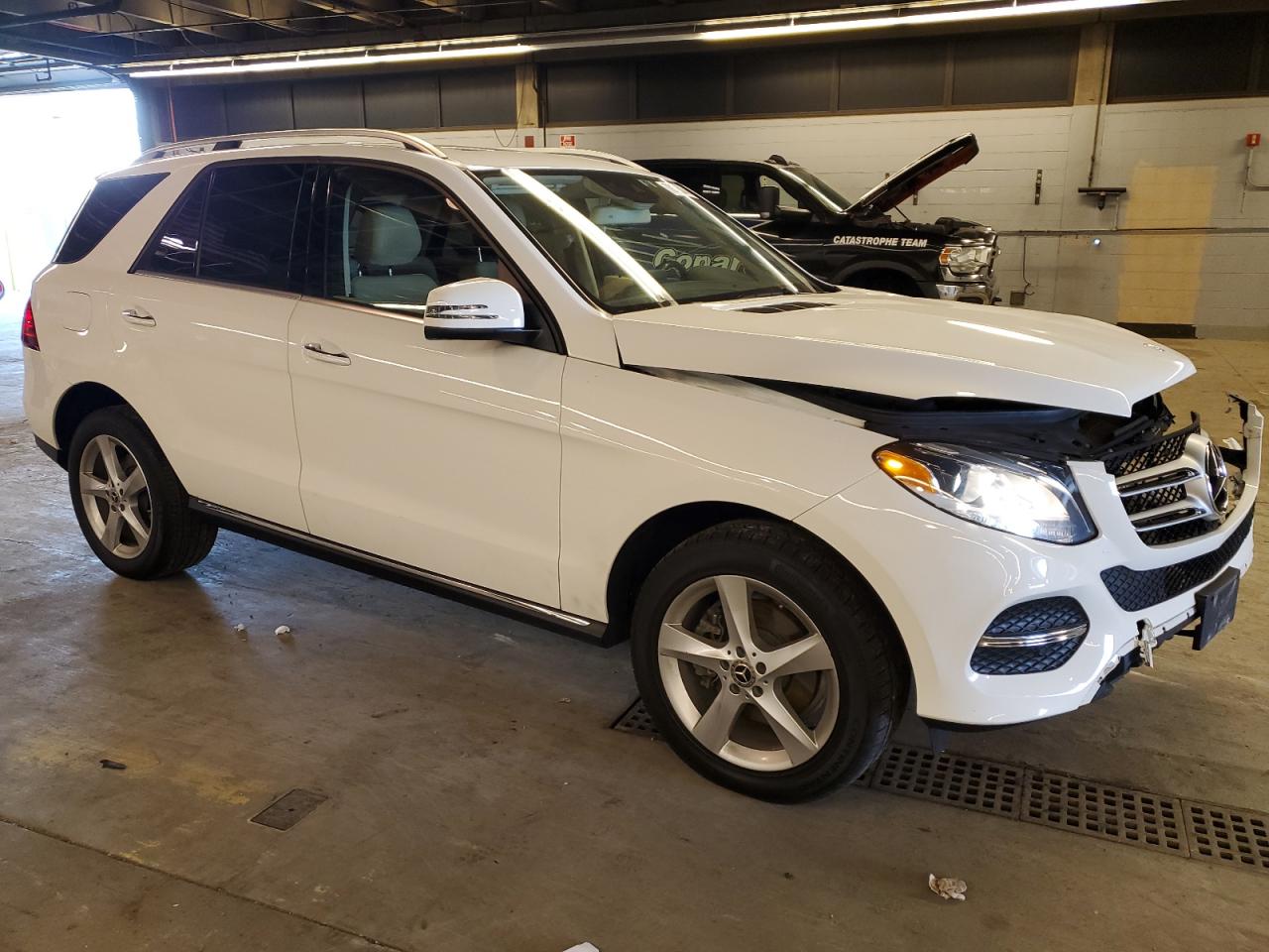 2017 Mercedes-Benz GLE VIN 4JGDA5HB8HA989488 Copart auction photo, front end / minor dent/scratches damage thumbnail 4