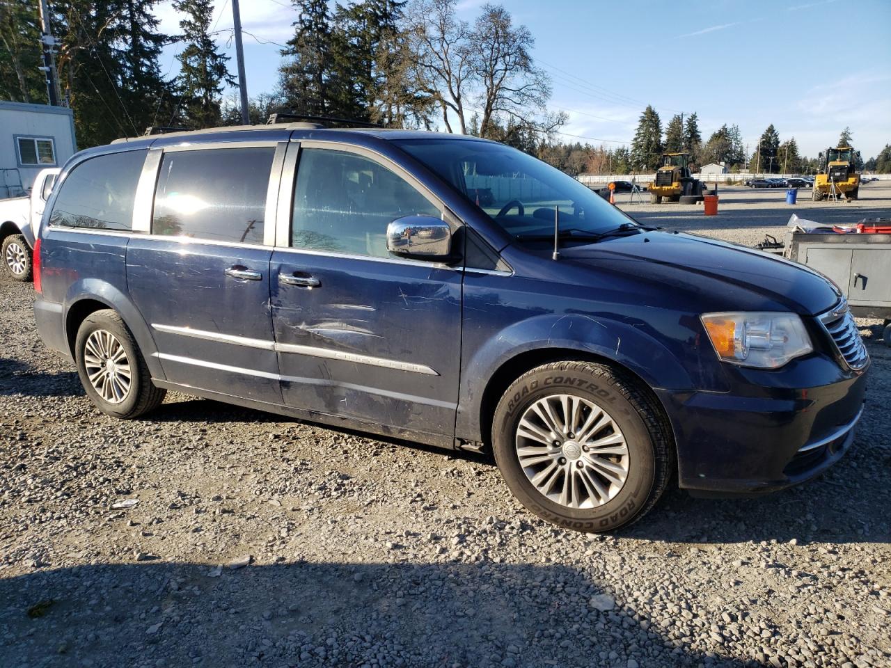 2013 Chrysler Town & Country VIN 2C4RC1CG5DR509834 Copart auction photo, side damage thumbnail 4