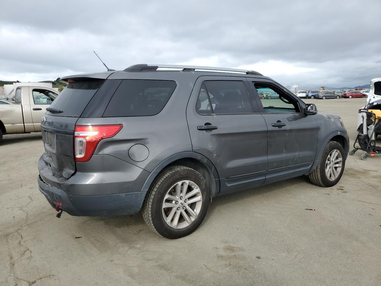 2015 Ford Explorer VIN 1FM5K8D86FGC40129 Copart auction photo, rear end damage thumbnail 3