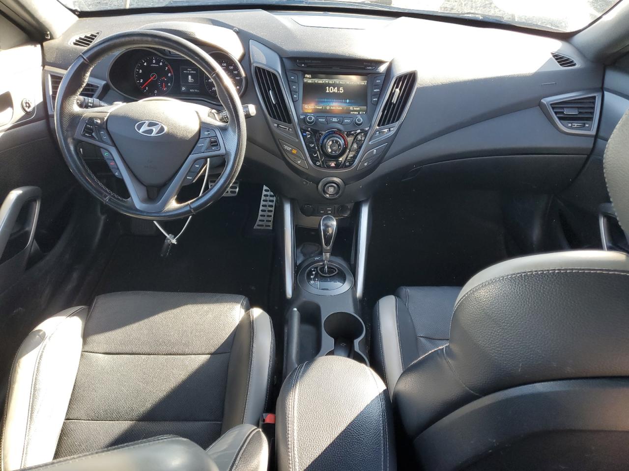 2016 Hyundai Veloster VIN KMHTC6AE7GU286333 Copart auction photo, rear end damage thumbnail 8