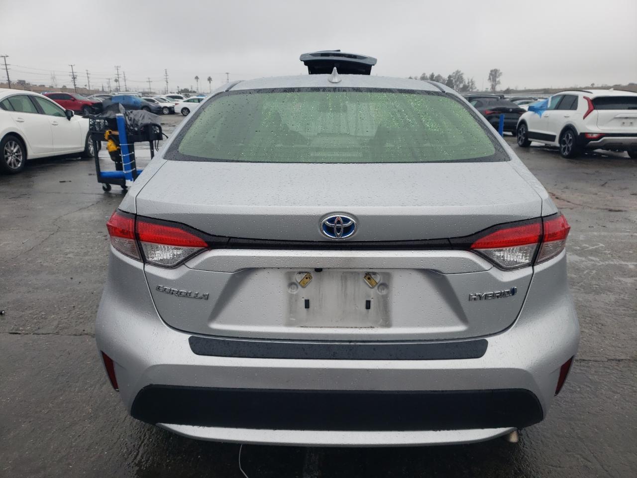 2022 Toyota Corolla VIN JTDEAMDE3N3004985 Copart auction photo, front end / side damage thumbnail 6