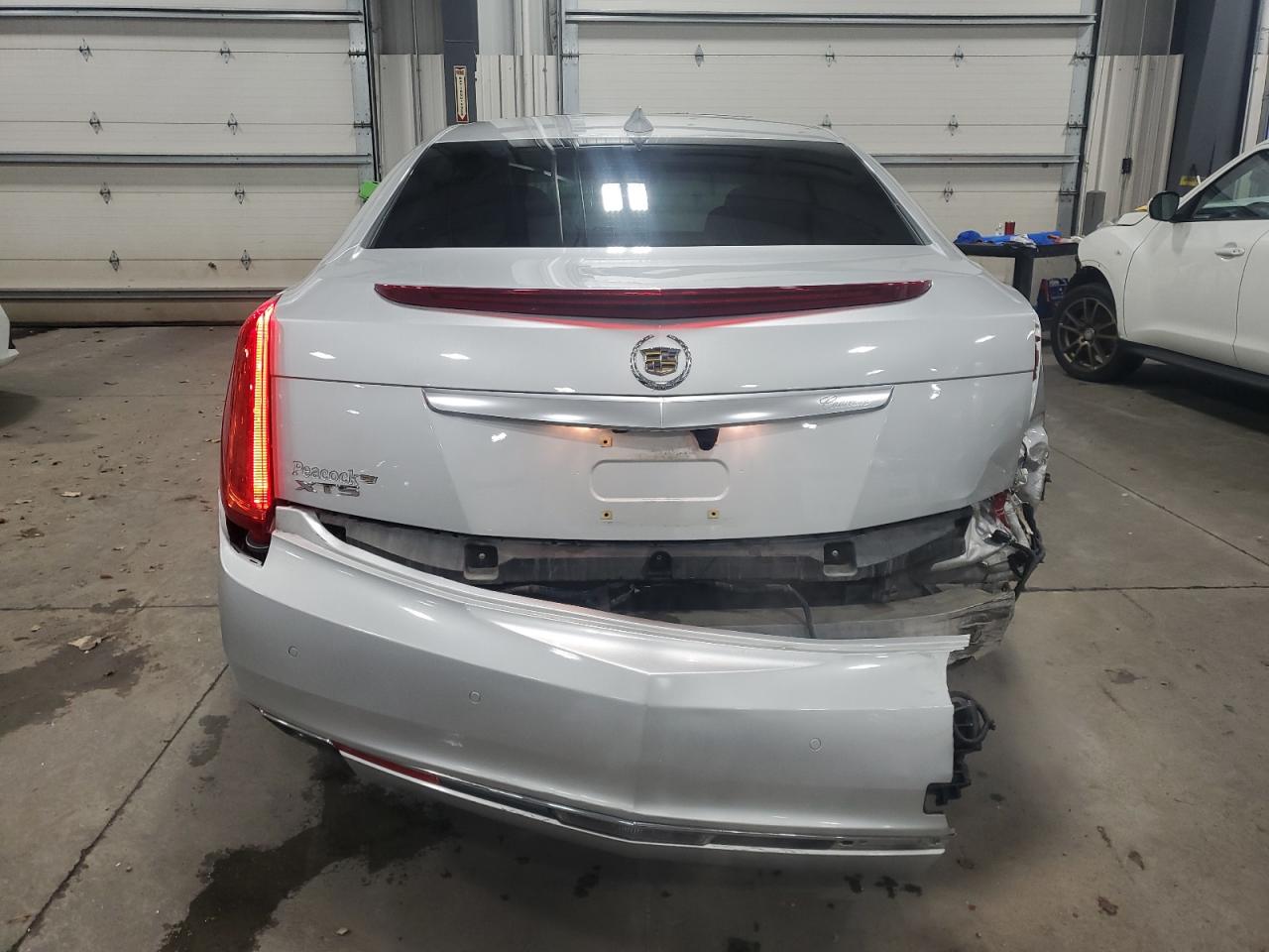 2015 Cadillac XTS VIN 2G61M5S37F9295421 Copart auction photo, rear end damage thumbnail 6