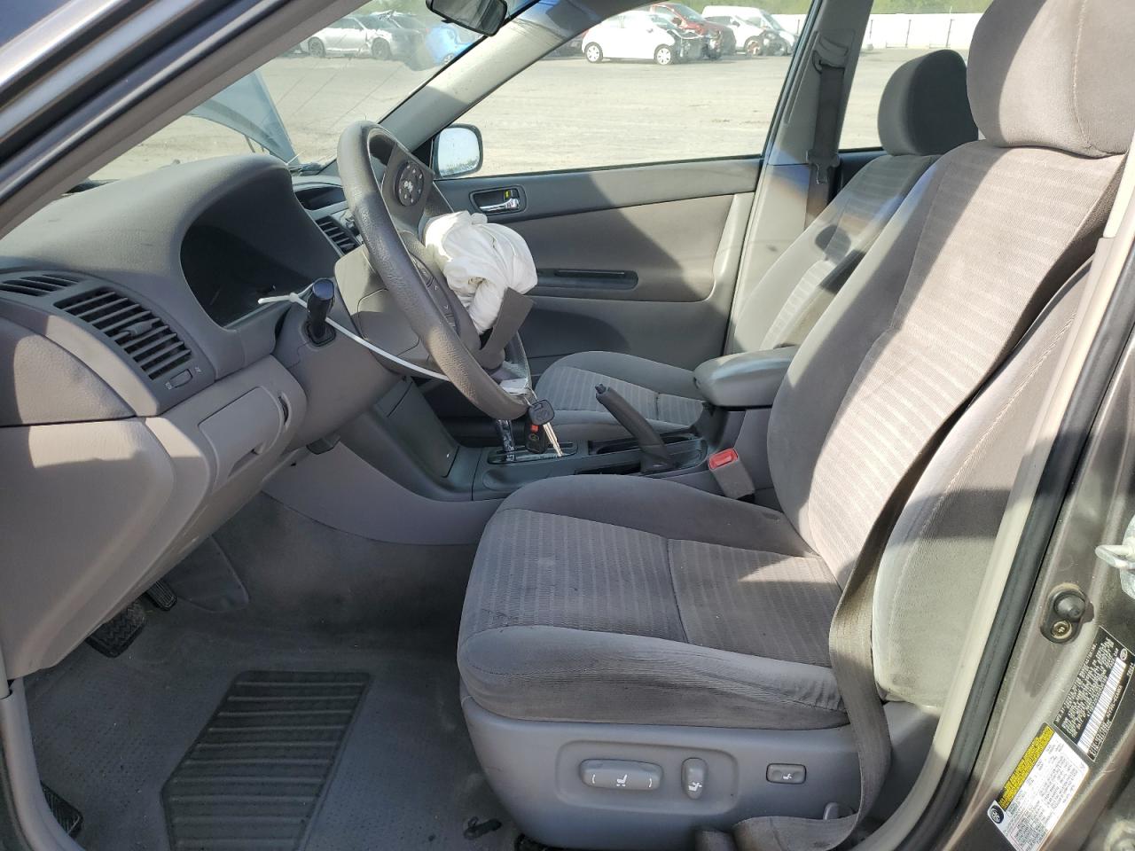2005 Toyota Camry VIN 4T1BE32K55U636189 Copart auction photo, front end damage thumbnail 7