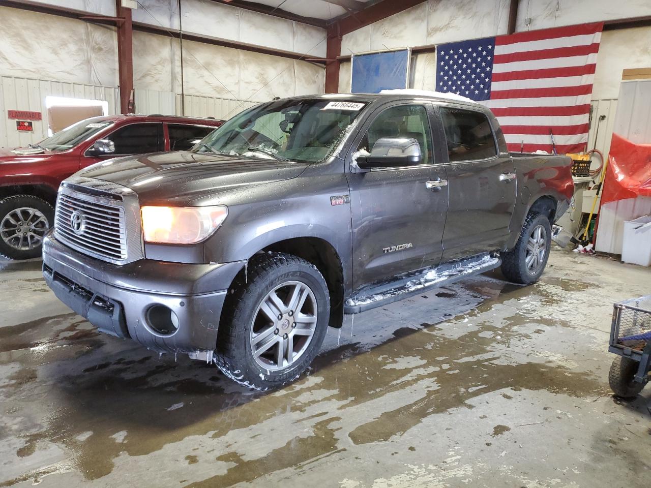 2013 Toyota Tundra VIN 5TFHY5F19DX303784