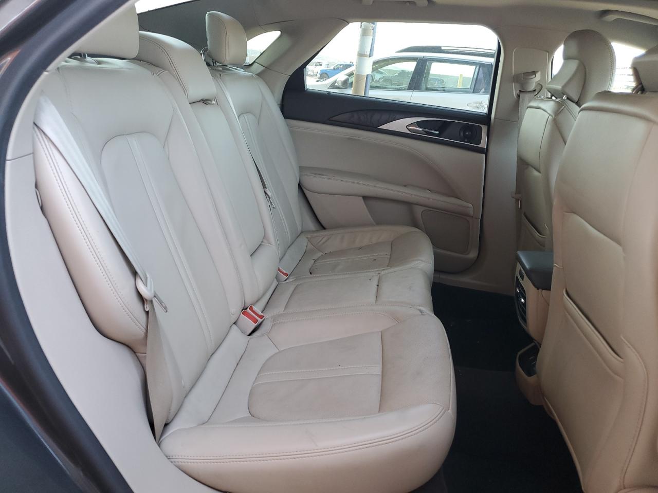 2019 Lincoln MKZ VIN 3LN6L5C97KR619301 Copart auction photo, rear end damage thumbnail 10