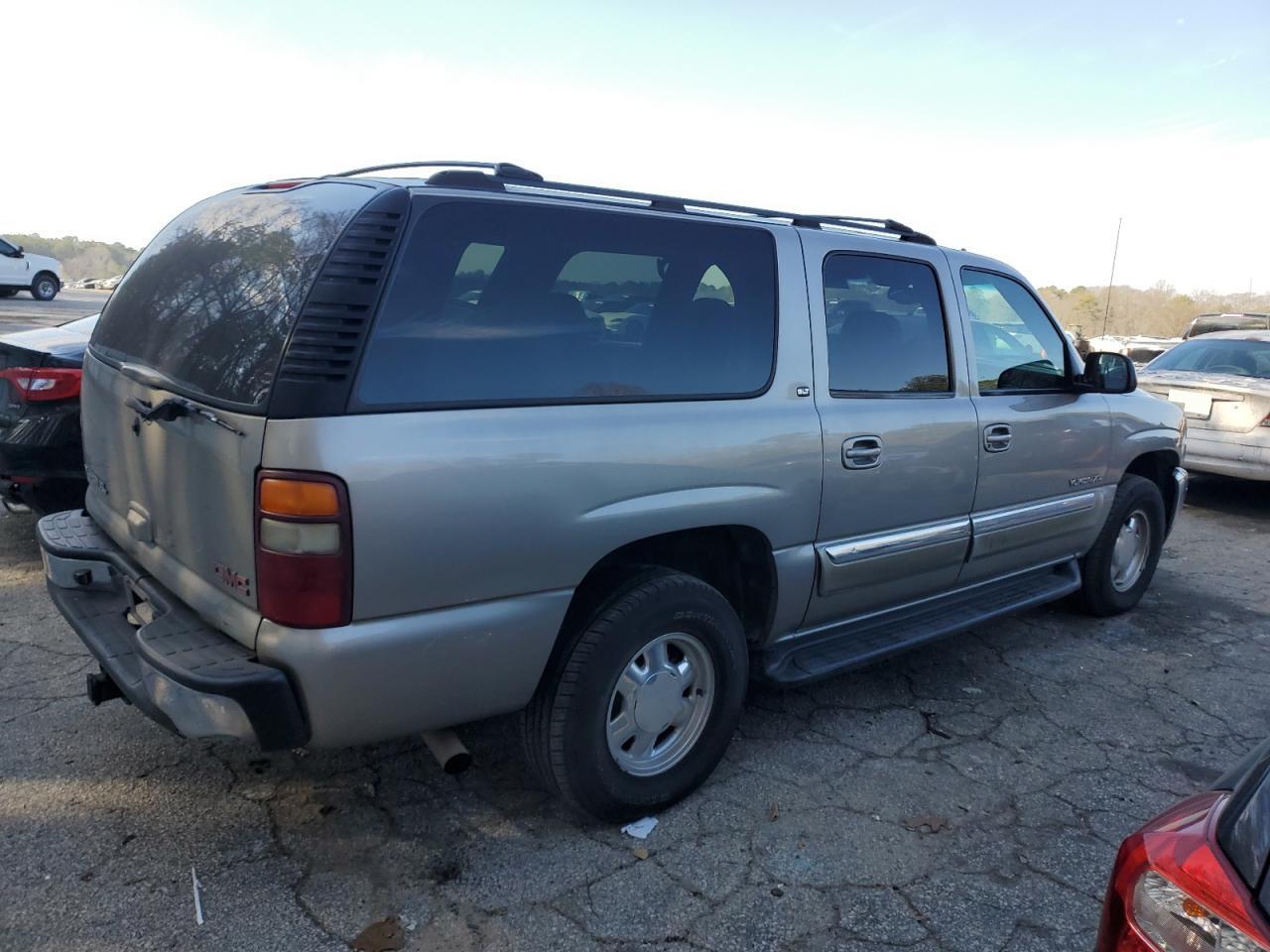 2003 GMC Yukon VIN 1GKEC16Z83J126344 Copart auction photo, normal wear damage thumbnail 3