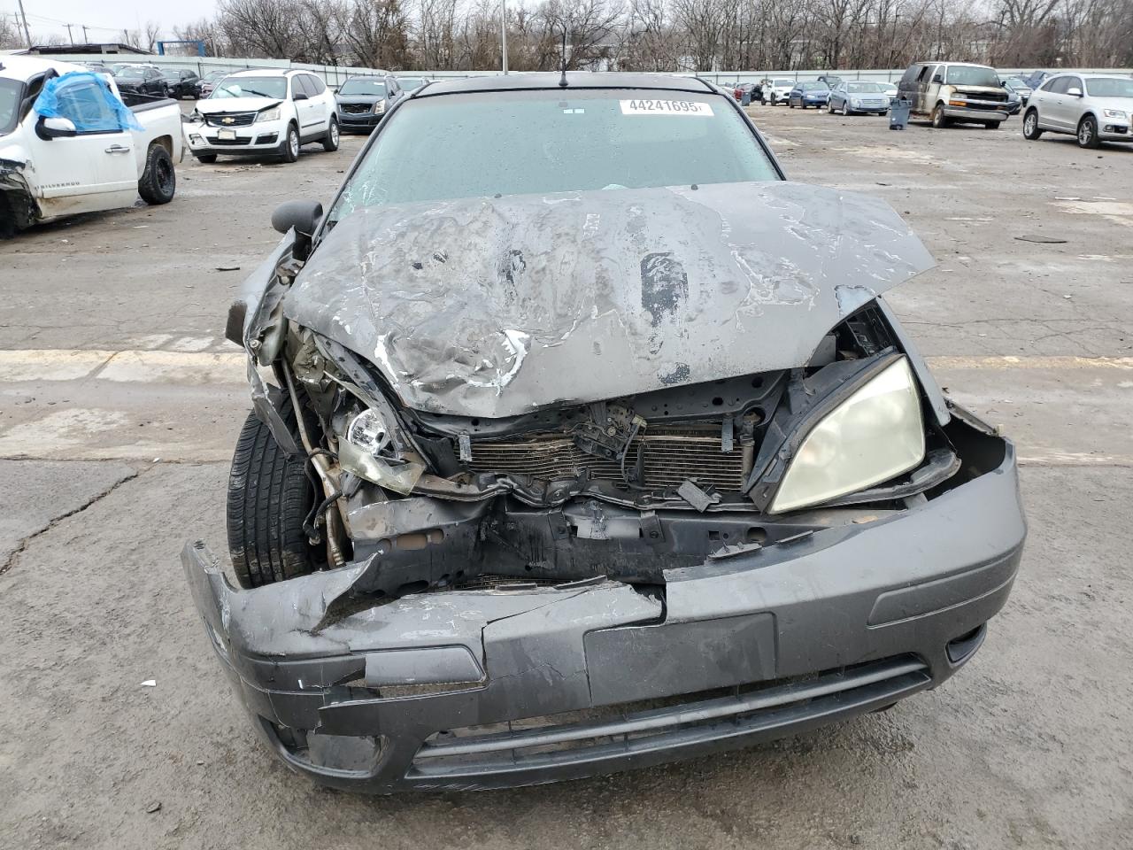 2007 Ford Focus VIN 1FAHP34N37W216556 Copart auction photo, front end / minor dent/scratches damage thumbnail 5